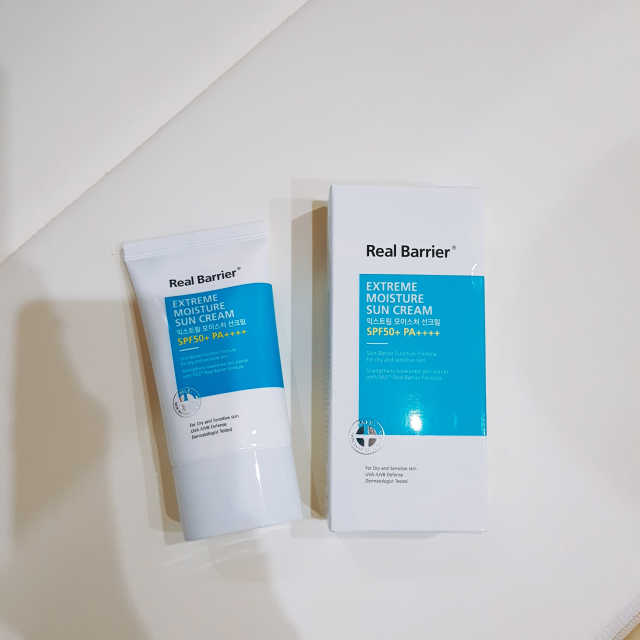 리얼베리어 익스트림 모이스처 선크림 SPF50+ PA++++ 리뷰 사진