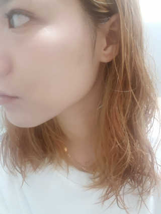 [블랙루즈] 피치 커버 벨벳 쿠션 2종 중 택1 — 3점을 준 리뷰어가 2019년 10월 올린 사용 사진