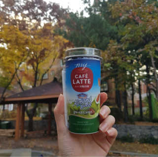 마이카페라떼 말차 아몬드브리즈 7개입 — 5점을 준 리뷰어가 2019년 11월 올린 사용 사진