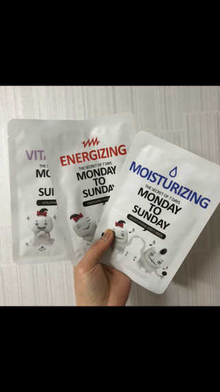 먼데이 투 썬데이 MONSUN 원 위크 트리트먼트 마스크 — 2.5점을 준 리뷰어가 2019년 4월 올린 사용 사진