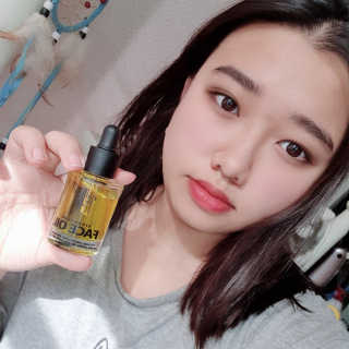쏘내추럴 시그니처 페이스 오일 — 5점을 준 리뷰어가 2019년 10월 올린 사용 사진