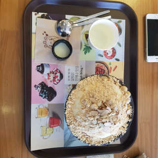 0.8L [공팔데이] 설빙 인절미설빙 기프티콘 — 5점을 준 리뷰어가 2019년 6월 올린 사용 사진