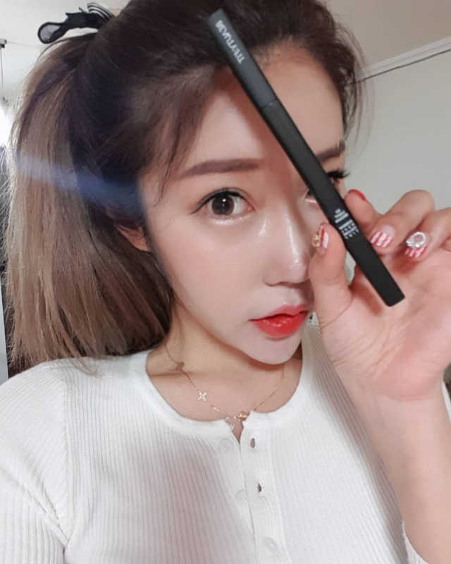뷰티핏 아이브로우 듀얼 볼륨 틴트 리뷰 사진