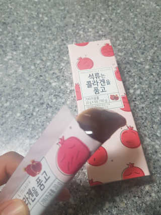 광희생활건강 석류는 콜라겐을 품고 — 4점을 준 리뷰어가 2020년 1월 올린 사용 사진