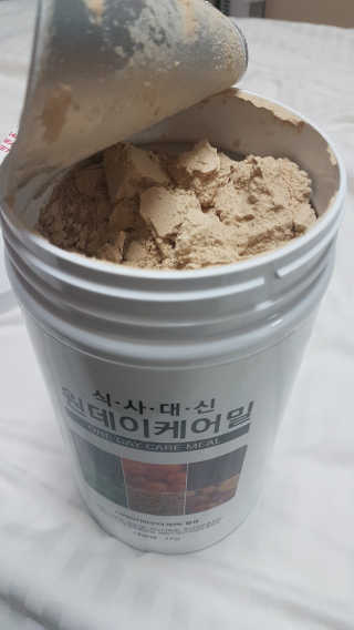 (주)이스터비엔에프 식사대용선식 원데이케어밀 1KG 대용량 — 5점을 준 리뷰어가 2019년 1월 올린 사용 사진