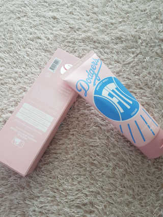 MLB COSMETICS [MLB PLAY] 퍼펙트 바디핏 크림 200ml — 5점을 준 리뷰어가 2019년 11월 올린 사용 사진