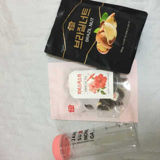 장수농가 브라질너트, 히비스커스 — 4점을 준 리뷰어가 2018년 8월 올린 사용 사진
