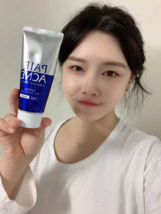 페어아크네 크리미폼 페어아크네 크리미 폼 — 4.5점을 준 리뷰어가 2019년 10월 올린 사용 사진