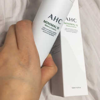 AHC 에이 에이치 씨 미니멀 10 워터리 에센스 — 4.5점을 준 리뷰어가 2018년 12월 올린 사용 사진