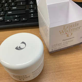 루이스 비드마 레메덤 페이스 크림 50ml — 3.83점을 준 리뷰어가 2018년 11월 올린 사용 사진