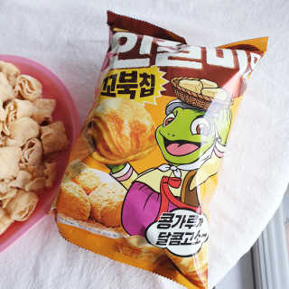 꼬북칩 달콩인절미맛 12봉지 — 5점을 준 리뷰어가 2019년 12월 올린 사용 사진