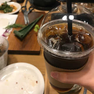 자이글 그릴앤펍 [자이글 그릴 앤 펍] 삼겹앤그릴치즈 — 5점을 준 리뷰어가 2018년 8월 올린 사용 사진