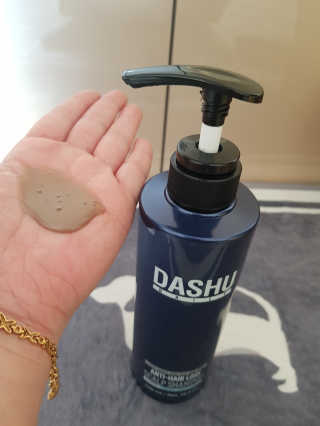다슈코리아 다슈 데일리 한방 두피 골드 샴푸 500ml — 5점을 준 리뷰어가 2019년 2월 올린 사용 사진