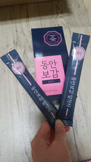 동안보감 얼작차 붓기를 빼주는 동안보감 한방 프리미엄 얼작차 — 4점을 준 리뷰어가 2019년 10월 올린 사용 사진