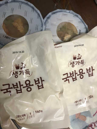 [풀무원] 사골곰탕국밥 황태해장국밥 — 5점을 준 리뷰어가 2018년 6월 올린 사용 사진