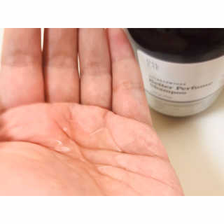 달리프 베러 퍼퓸 샴푸 1000ml 레이니데이 or 일랑로즈 — 5점을 준 리뷰어가 2019년 12월 올린 사용 사진