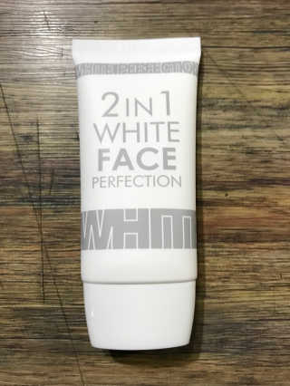 피움 스킨바리스타 2in1 화이트 페이스 퍼펙션 50ml — 4.33점을 준 리뷰어가 2018년 11월 올린 사용 사진