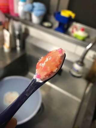 큐어스크립트 닥터폴스 치약 바닐블랙티향 — 5점을 준 리뷰어가 2018년 3월 올린 사용 사진