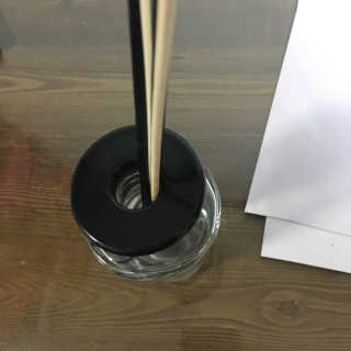 더블유드레스룸 퍼퓸 디퓨저 70ml — 4.5점을 준 리뷰어가 2018년 6월 올린 사용 사진