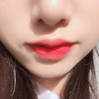 [블랙루즈] 로즈 벨벳 립스틱 택1+랜덤1 — 5점을 준 리뷰어가 2019년 1월 올린 사용 사진