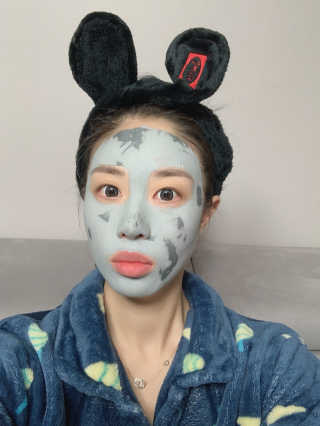 SWISSE 스위스 마누카 허니 디톡시파잉 페이셜 마스크 — 3점을 준 리뷰어가 2019년 12월 올린 사용 사진