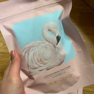아크틱오션 아스타잔틴 앰플 톤 업 크림 — 4.5점을 준 리뷰어가 2019년 2월 올린 사용 사진