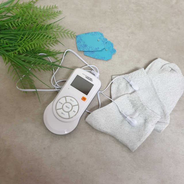 힐링팩토리 저주파 마사지기+발마사지 양말 SET 리뷰 사진