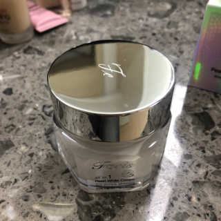 파시스 올인원 진주 화이트닝 크림 100ml — 4점을 준 리뷰어가 2019년 5월 올린 사용 사진