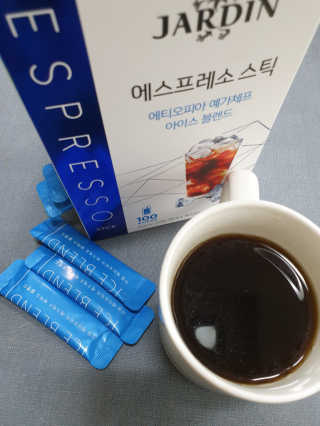 (주)쟈뎅 [쟈뎅] 에스프레소스틱 아이스블렌드 — 5점을 준 리뷰어가 2019년 4월 올린 사용 사진