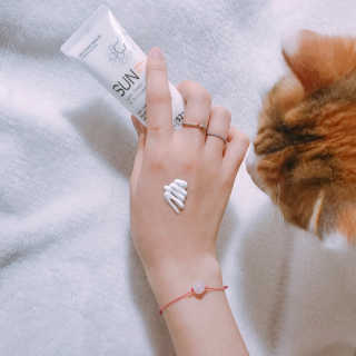 S2 성미당 S2 슈퍼 쉴드 유브이 선스크린 100 — 2.5점을 준 리뷰어가 2019년 6월 올린 사용 사진