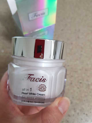파시스 올인원 진주 화이트닝 크림 100ml — 3점을 준 리뷰어가 2019년 6월 올린 사용 사진