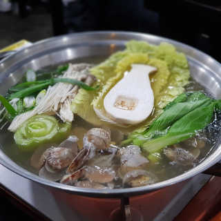 [두툼갈비] 두툼갈비 2인분 + 매콤치즈버섯 set — 5점을 준 리뷰어가 2018년 11월 올린 사용 사진