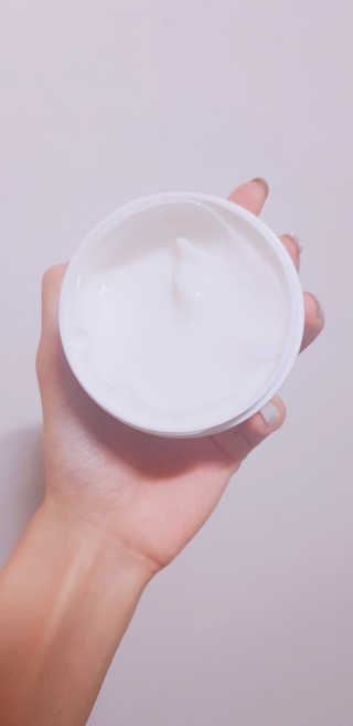 지고트 비타솔루션12 브라이트닝 앰플 크림 100ml — 4.33점을 준 리뷰어가 2019년 7월 올린 사용 사진
