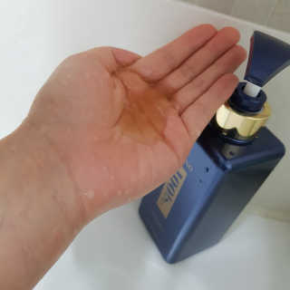 닥터펩티 아미노 100K 프리미엄 샴푸 500g — 5점을 준 리뷰어가 2018년 7월 올린 사용 사진