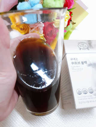[하우투잇] 뤼에르 쿠르브 블랙 10ml x 30포 총 300ml — 4점을 준 리뷰어가 2020년 2월 올린 사용 사진