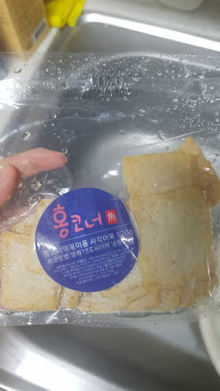 [홍코너떡볶이]옛날떡볶이 인기맛 4팩세트 — 4점을 준 리뷰어가 2019년 11월 올린 사용 사진