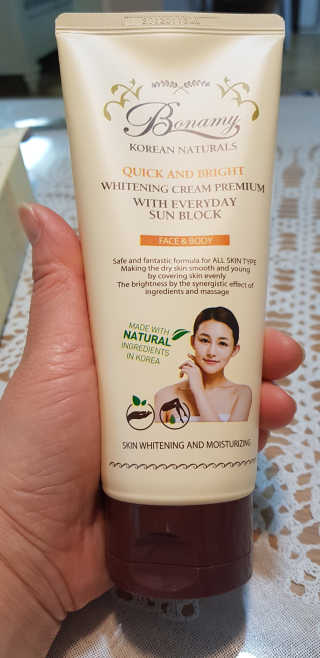 보나미 화이트닝크림 프리미엄200ml — 4점을 준 리뷰어가 2019년 3월 올린 사용 사진