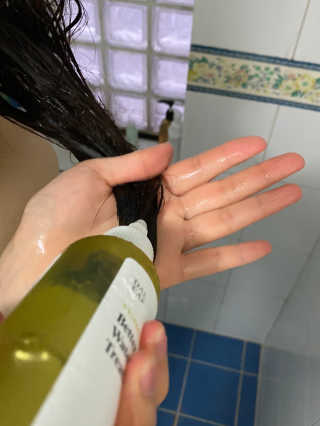 달리프 클로렐라 베러 루트 워터트리트먼트 200ml — 5점을 준 리뷰어가 2020년 3월 올린 사용 사진