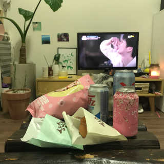 GS25 벚꽃 팝콘 + 벚꽃스파클링 + 벚꽃 청포도 에이드 — 2.83점을 준 리뷰어가 2018년 3월 올린 사용 사진