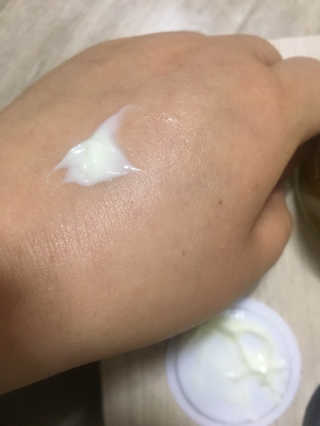 지고트 마유 모이스처 크림 70ml — 4점을 준 리뷰어가 2019년 2월 올린 사용 사진
