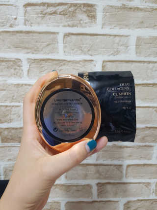 [라보드더마펌] 듀얼 콜라제닉 쿠션 — 5점을 준 리뷰어가 2019년 9월 올린 사용 사진