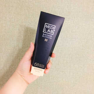 데이셀코스메틱 메디 랩 블랙로즈 블로썸 비비 50g — 4점을 준 리뷰어가 2017년 6월 올린 사용 사진