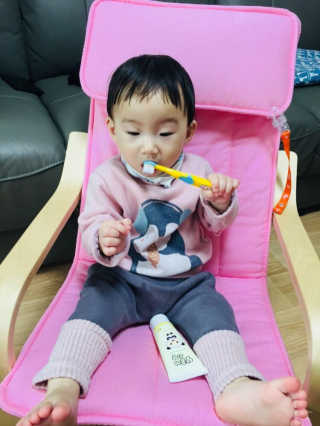 달곰이 어린이 치약+어린이 칫솔 SET — 4.17점을 준 리뷰어가 2018년 4월 올린 사용 사진