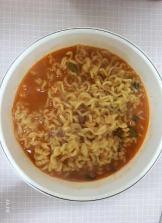 라면 그대로가 제일 맛있는 더엄마라면 — 5점을 준 리뷰어가 2019년 7월 올린 사용 사진