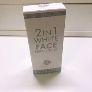 피움 스킨바리스타 2in1 화이트 페이스 퍼펙션 50ml — 5점을 준 리뷰어가 2019년 6월 올린 사용 사진