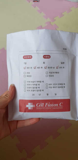 셀퓨전씨 트리악 포어 딜리트 버블 팩 — 4.17점을 준 리뷰어가 2018년 4월 올린 사용 사진