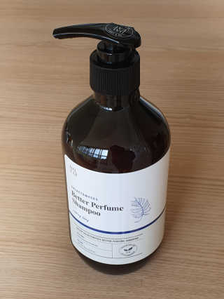달리프 베러 퍼퓸 샴푸 1000ml 레이니데이 or 일랑로즈 — 5점을 준 리뷰어가 2020년 1월 올린 사용 사진