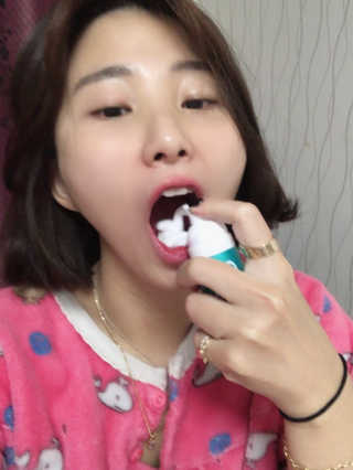 폼글 I foamgle [폼글] 거품가글 50ml 3종 - 민트, 라벤더, 라즈베리 — 5점을 준 리뷰어가 2019년 11월 올린 사용 사진