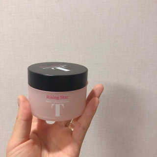 라이징스타 화이트 토마토 브이크림 — 3.67점을 준 리뷰어가 2018년 8월 올린 사용 사진
