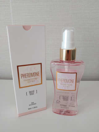 레드컨테이너 페로몬향 퍼퓸 바디미스트 80ml — 5점을 준 리뷰어가 2020년 2월 올린 사용 사진